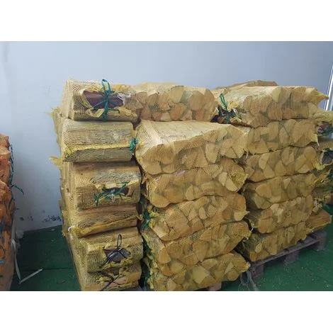 Legna da ardere secca 40lt – 5 sacchi – Umidità massima 25% – Essiccata naturalmente – Per stufe e camini – BALTPELL